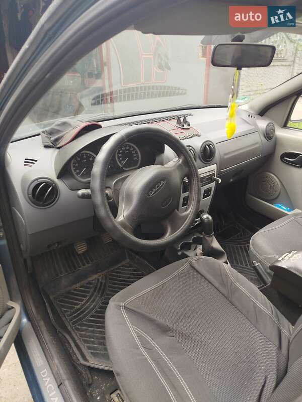 Седан Dacia Logan 2007 в 