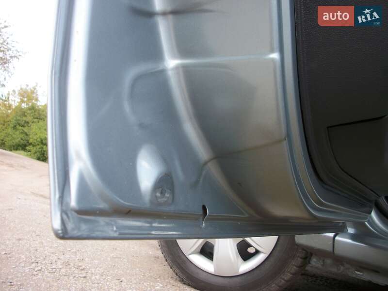 Седан Dacia Logan 2009 в Виннице