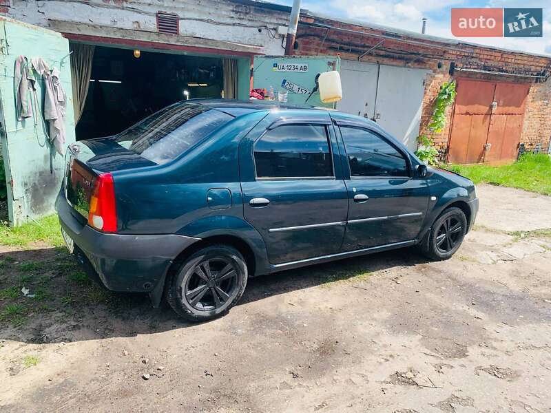 Седан Dacia Logan 2005 в Чернігові