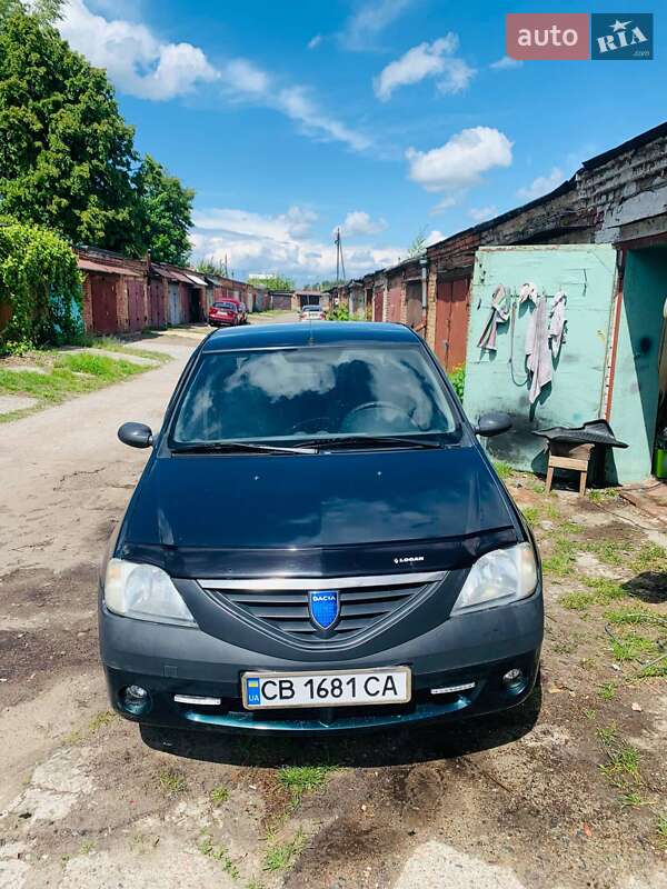 Седан Dacia Logan 2005 в Чернігові
