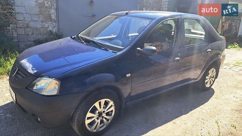Седан Dacia Logan 2006 в 