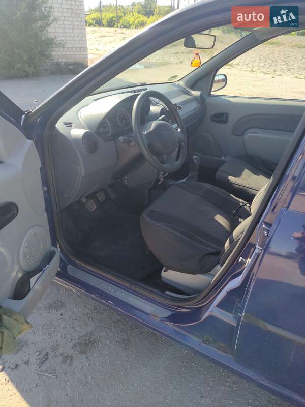 Седан Dacia Logan 2007 в Харкові
