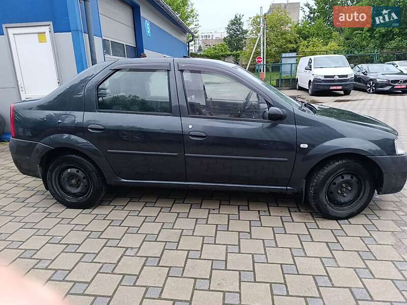 Седан Dacia Logan 2008 в Львові