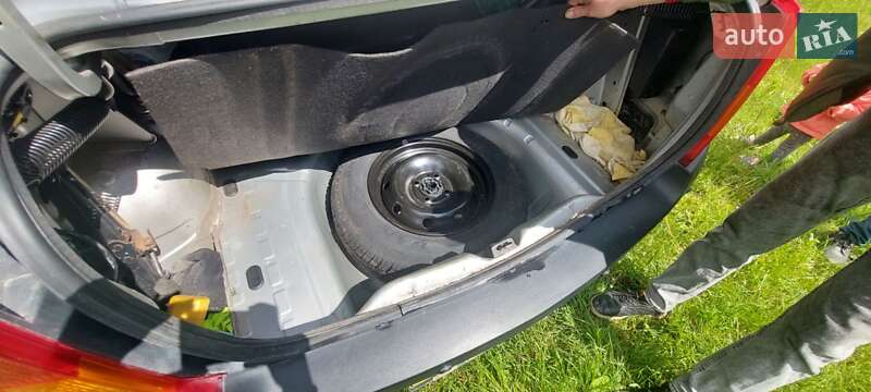 Седан Dacia Logan 2007 в Збараже