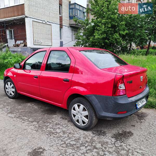 Седан Dacia Logan 2009 в Тернополі