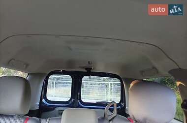 Седан Dacia Logan 2009 в Львове