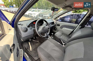 Седан Dacia Logan 2006 в 