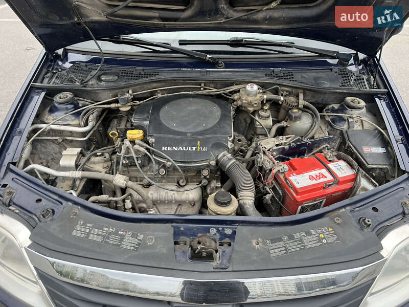 Седан Dacia Logan 2010 в Ивано-Франковске