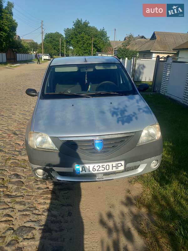 Dacia Logan 2006