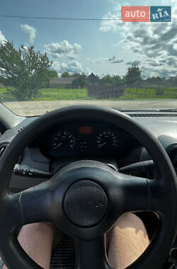 Седан Dacia Logan 2006 в 