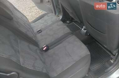 Седан Dacia Logan 2009 в 