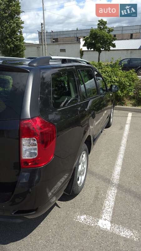 Седан Dacia Logan 2016 в Киеве