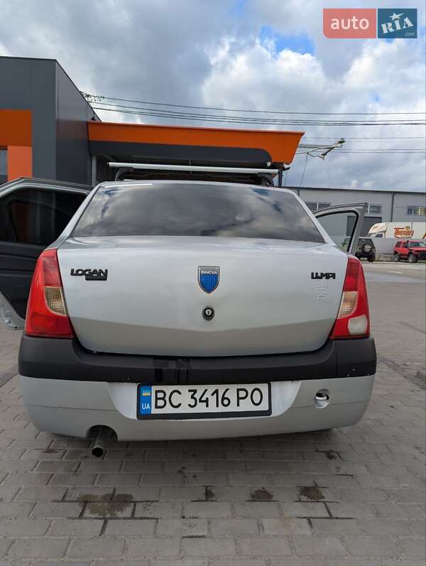 Седан Dacia Logan 2006 в Львове