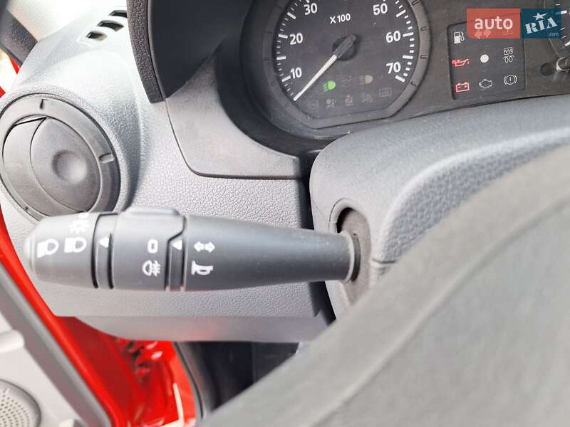 Седан Dacia Logan 2010 в Краматорске
