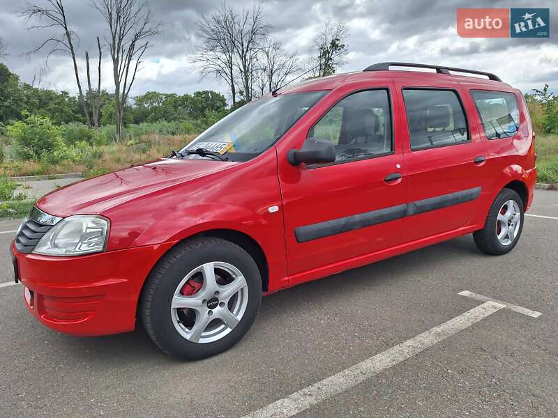Седан Dacia Logan 2010 в Краматорске