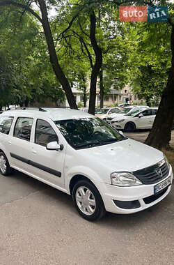 Седан Dacia Logan 2012 в Львове