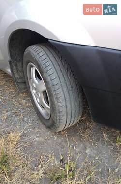 Седан Dacia Logan 2008 в Воловцю