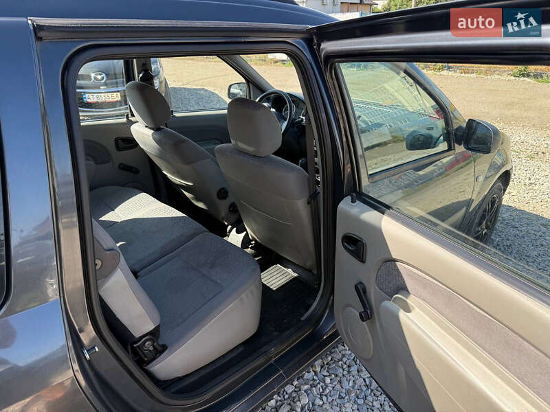 Седан Dacia Logan 2008 в Коломые