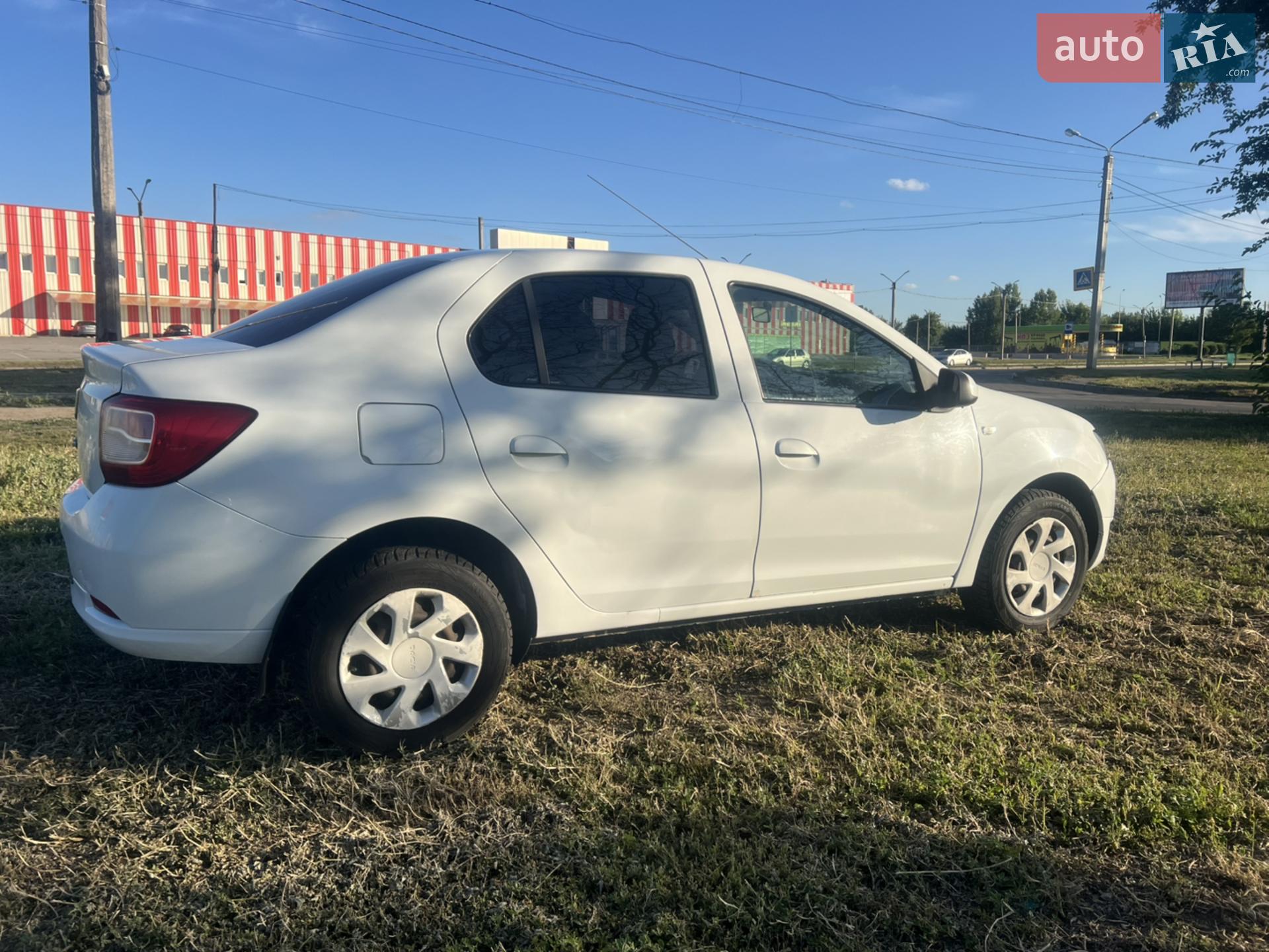 2015 Dacia Logan - мініатюра 7