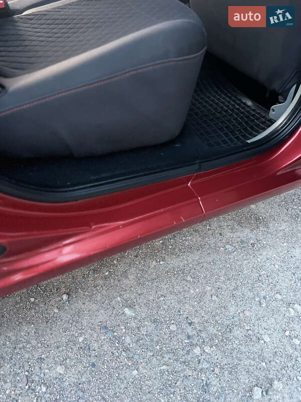 Седан Dacia Logan 2008 в Черкасах