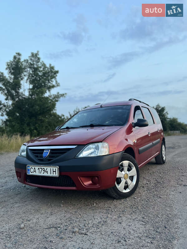 Седан Dacia Logan 2008 в Черкасах