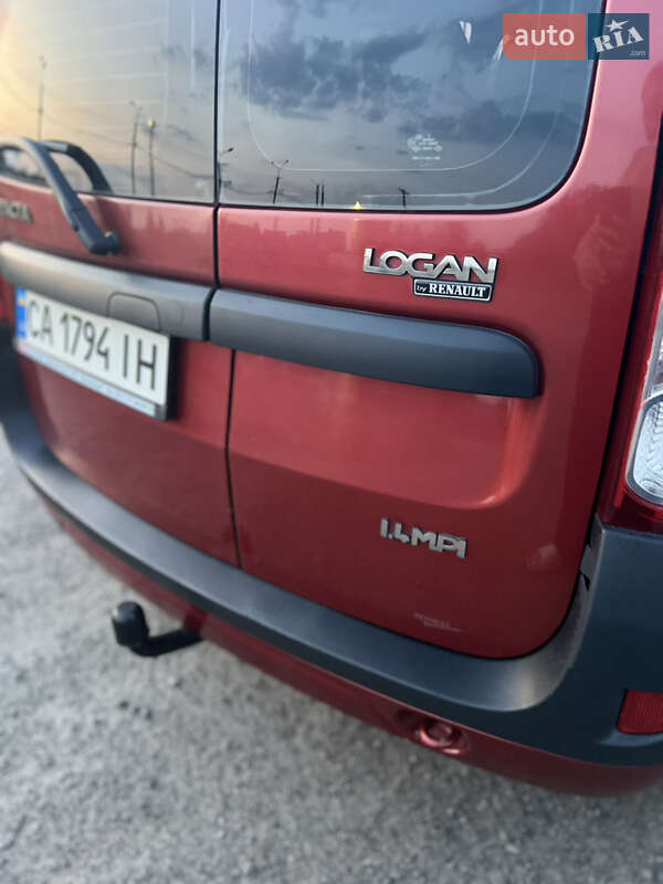 Седан Dacia Logan 2008 в Черкасах
