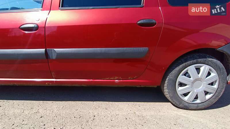 Седан Dacia Logan 2007 в Львове