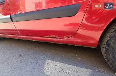 Седан Dacia Logan 2007 в Львове
