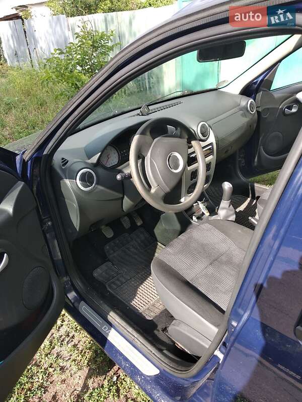 Седан Dacia Logan 2010 в Краматорске