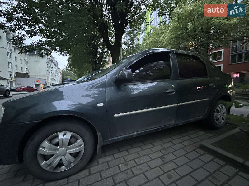 Седан Dacia Logan 2008 в Львове
