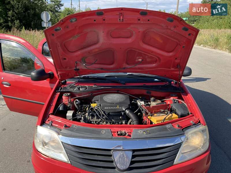 Седан Dacia Logan 2008 в Львове
