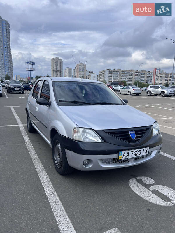 Седан Dacia Logan 2006 в 
