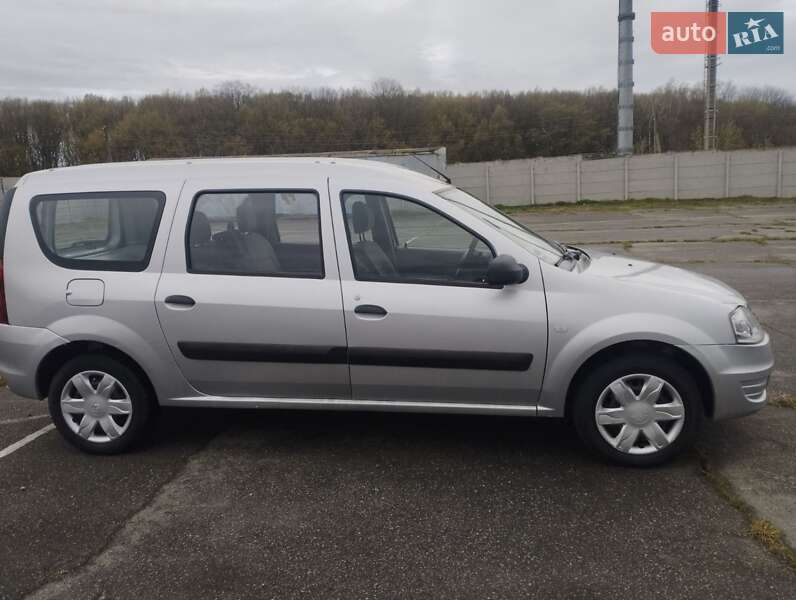 Седан Dacia Logan 2008 в Виннице