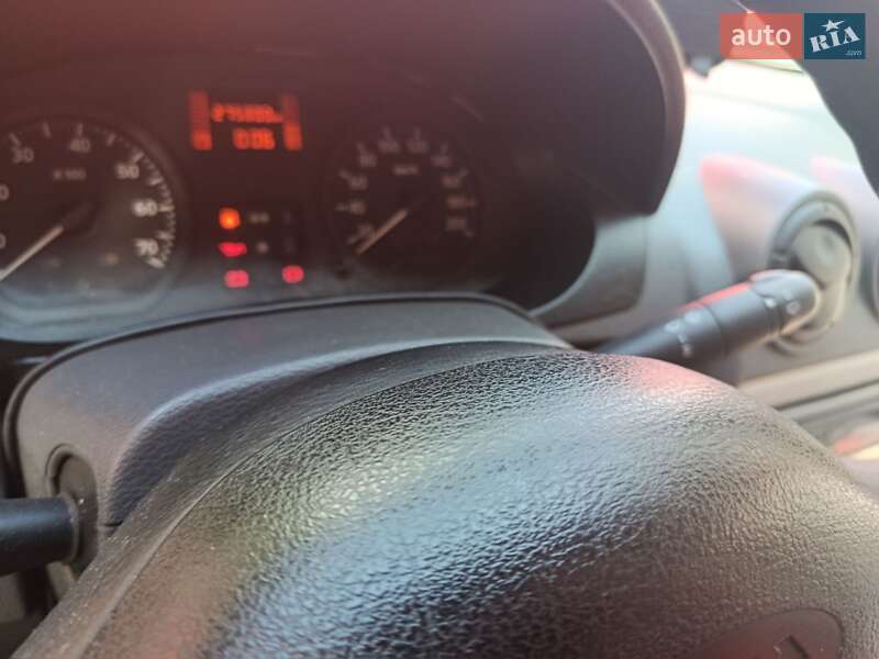 Седан Dacia Logan 2009 в Ровно