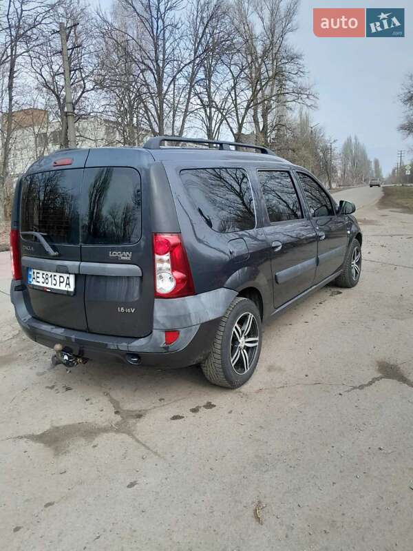Седан Dacia Logan 2007 в Покрове