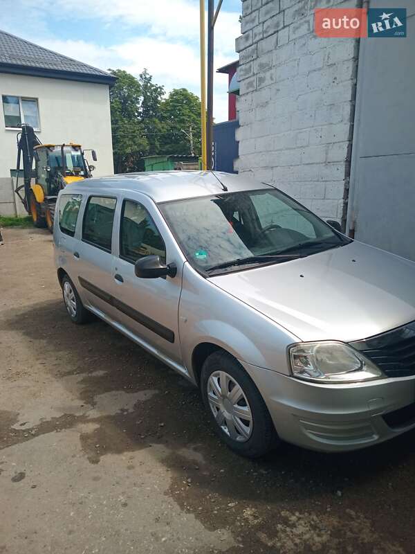 Седан Dacia Logan 2008 в Харькове