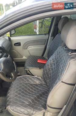 Седан Dacia Logan 2008 в Чернівцях