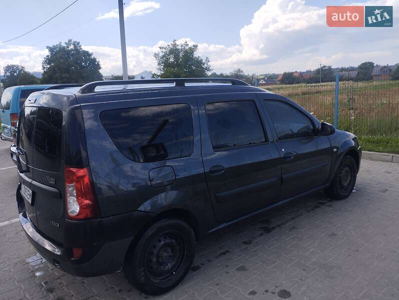 Седан Dacia Logan 2008 в Черновцах