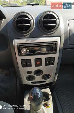 Седан Dacia Logan 2007 в 