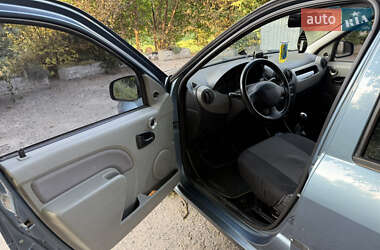 Седан Dacia Logan 2007 в 