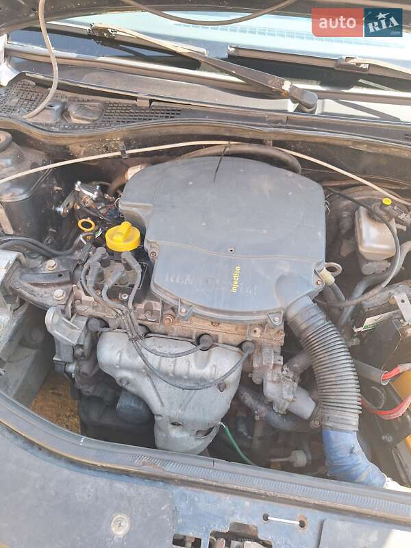 Седан Dacia Logan 2006 в Лубнах