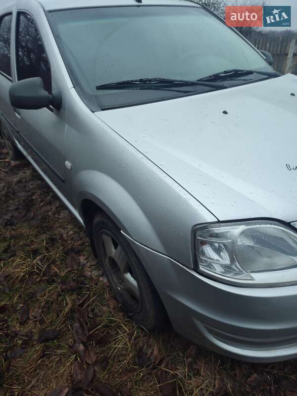 Седан Dacia Logan 2008 в Александровке