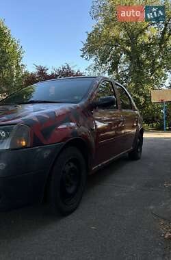Седан Dacia Logan 2006 в Золотоноші