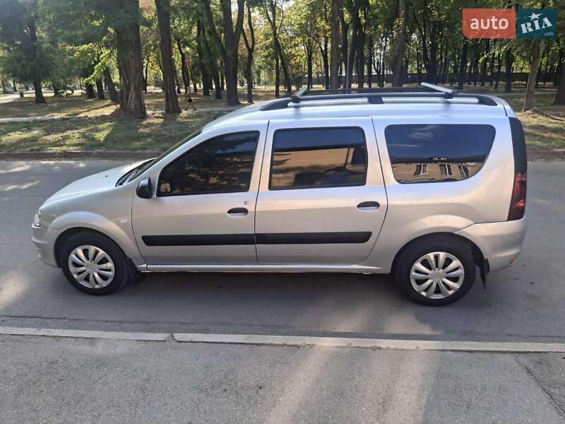 Седан Dacia Logan 2010 в Кривом Роге фото 7 Седан Dacia Logan 2010 в Кривом Роге