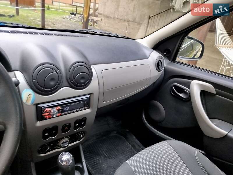 Седан Dacia Logan 2008 в Сваляве фото 7 Седан Dacia Logan 2008 в Сваляве