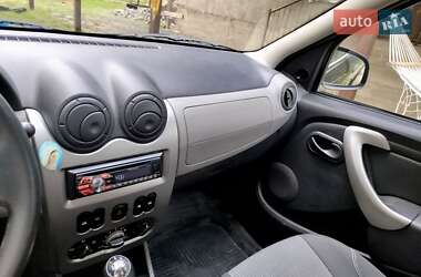Седан Dacia Logan 2008 в 