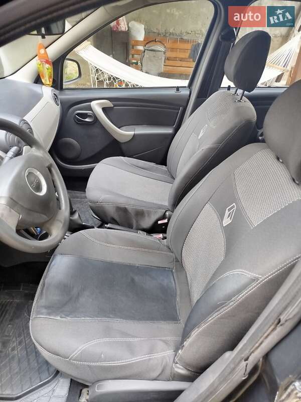 Седан Dacia Logan 2008 в Сваляве фото 13 Седан Dacia Logan 2008 в Сваляве