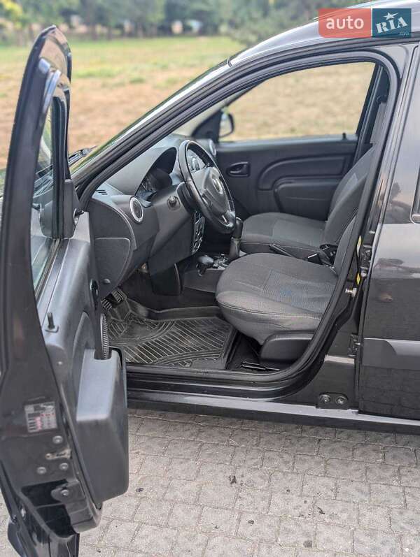 Седан Dacia Logan 2011 в Запоріжжі фото 4 Седан Dacia Logan 2011 в Запоріжжі