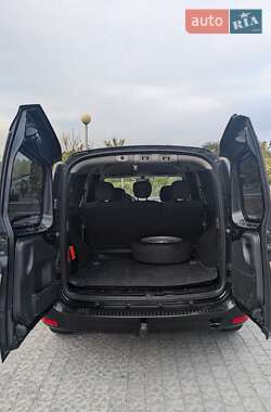 Седан Dacia Logan 2011 в Запоріжжі