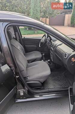 Седан Dacia Logan 2011 в Запоріжжі